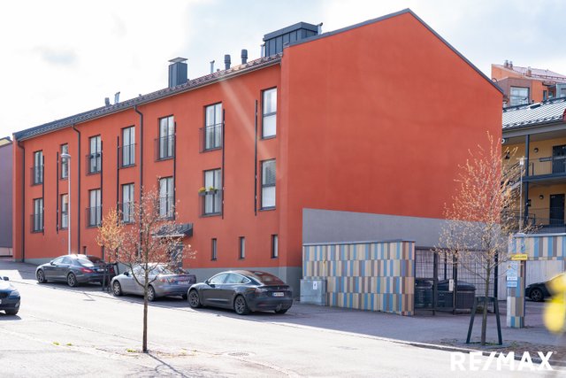 Hevosmiehenkuja 1 A