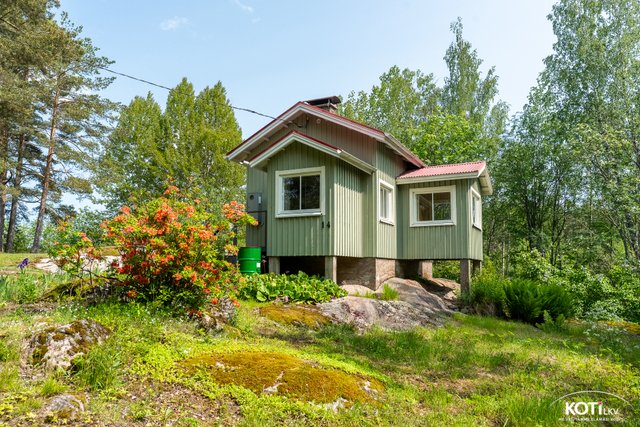 Raittiuskuja 14