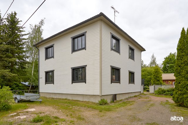 Lautturinkatu 11