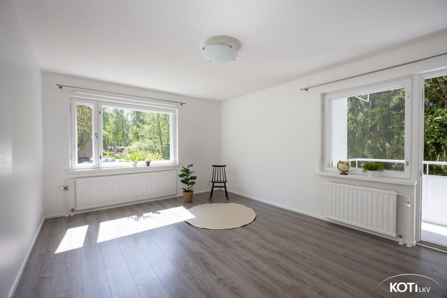 Rusthollarintie 13 A