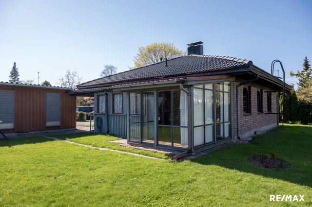 Sinilatvantie 17