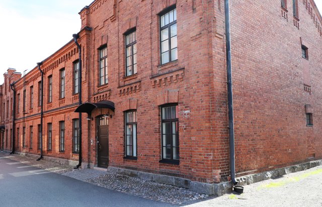 Suomen Kasarmin katu 19 B