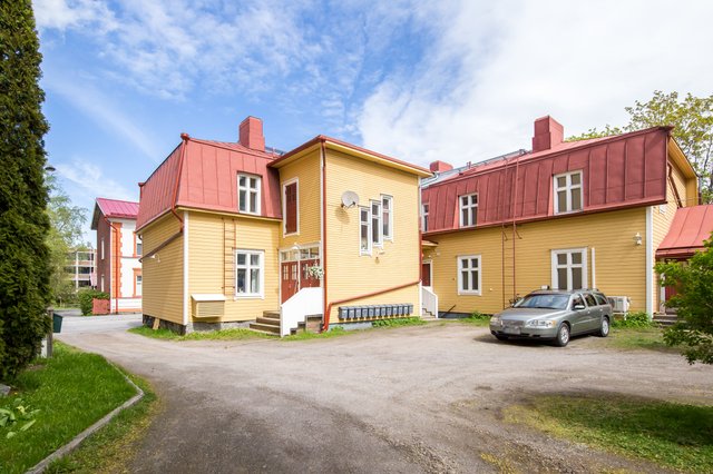 Kirvesmiehenkatu 4 as