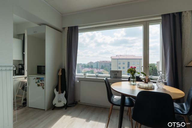 Rautatienpuistokatu 2 E