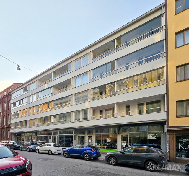 Pursimiehenkatu 12 A