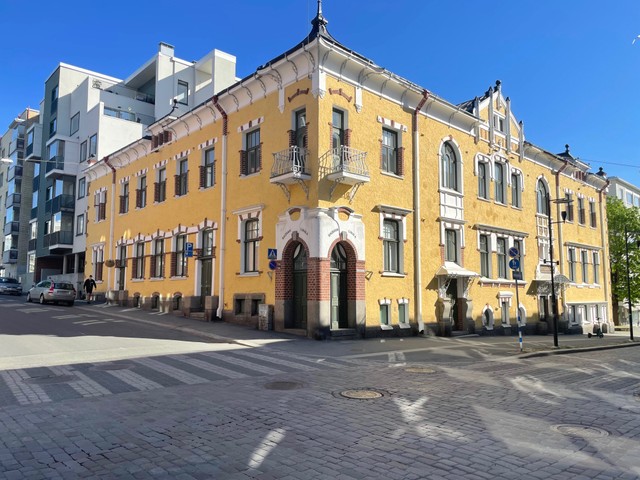 Raatihuoneenkatu 6 B