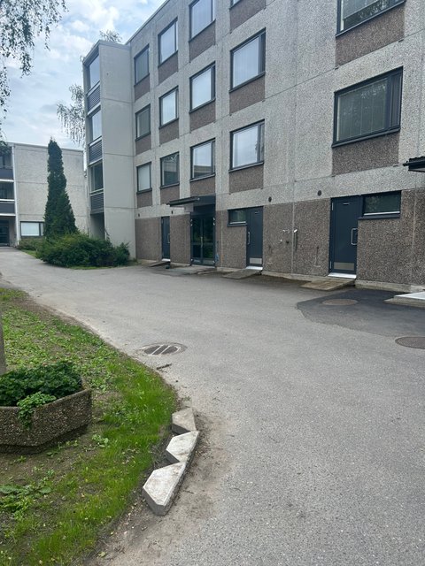Viskaripolku 9 A