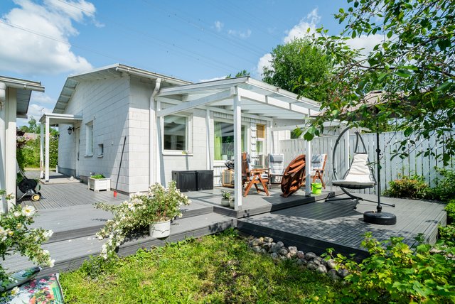 Kiitäjäntie 9