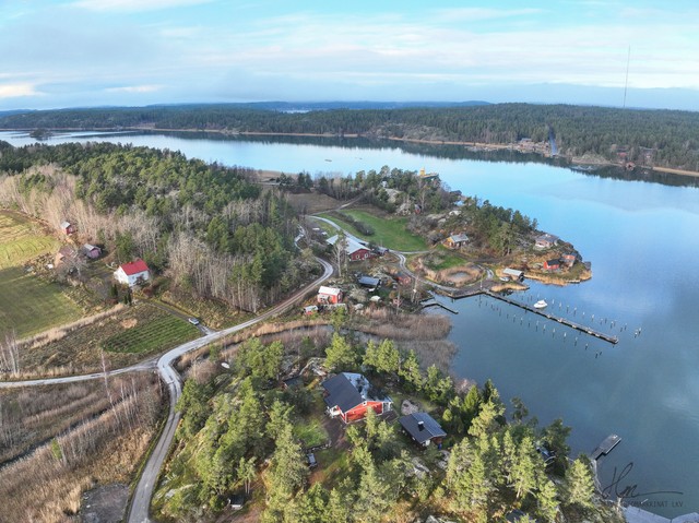 Isoluodontie 37, 21150 Naantali 8