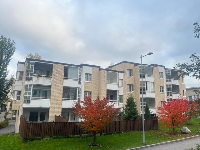 Kerrostalo, Komentajankatu 8 B, Espoo, Perkkaa, 2h,k,s, lasitettu parveke, 55,50 m², 209 000,00 €