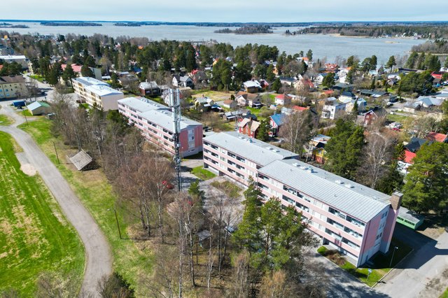 Urheilukatu 9 D