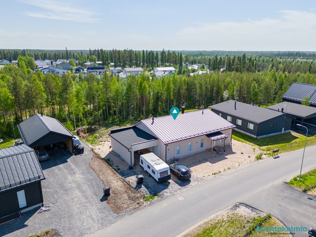 Hakomäenkaari 35