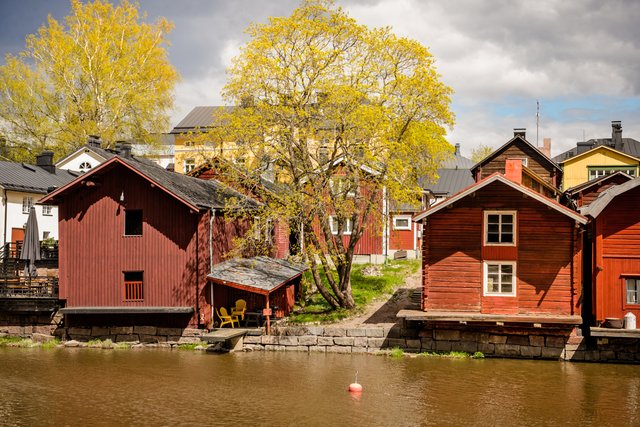 Jokikatu 18
