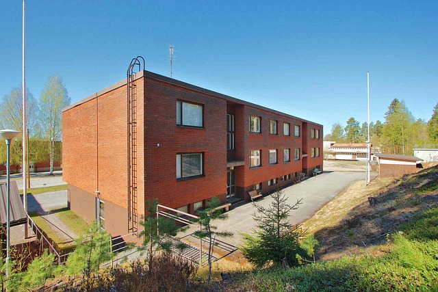 Keskitie 5 B