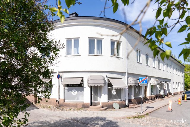 Kirkkokatu 5 D