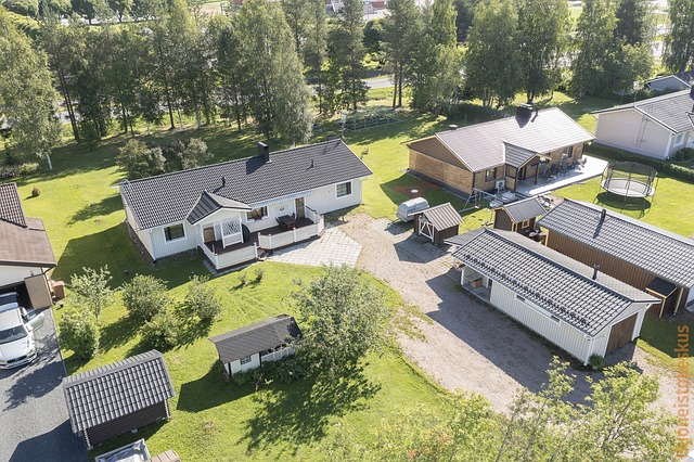 Syrjäläntie 7