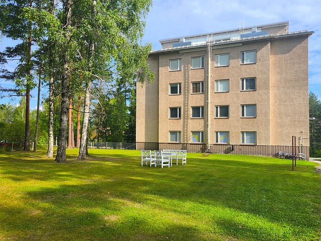Kukkastie 11