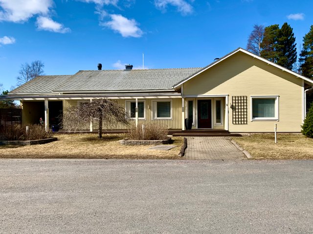 Hankipojantie 6