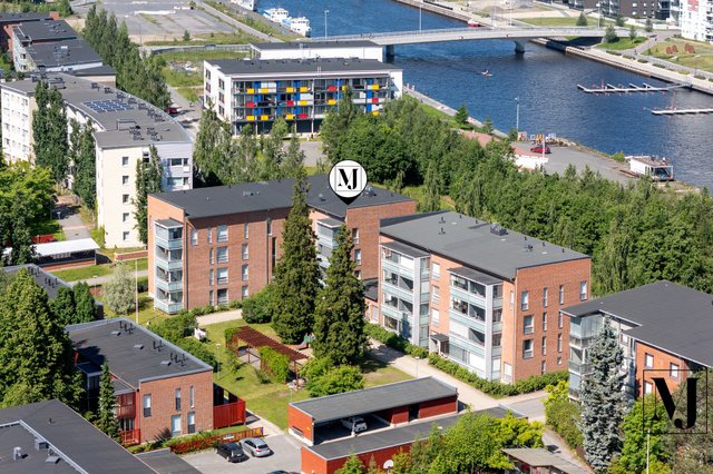 Pitkänmöljäntie 13 B