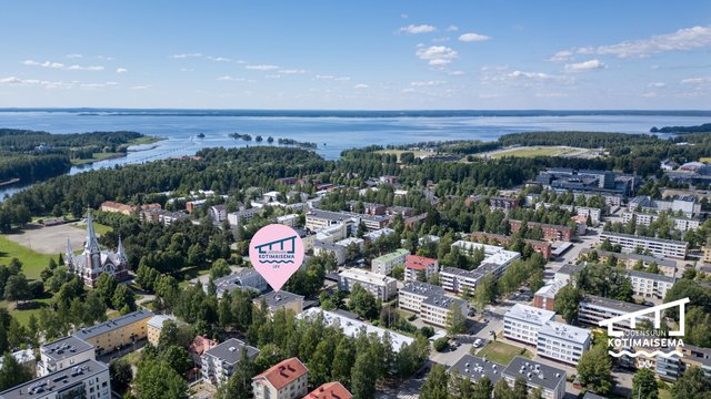Kirkkokatu 1b A