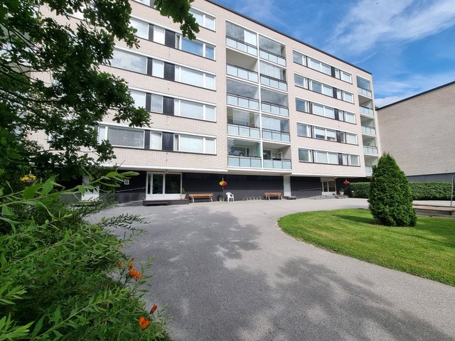 Hirvenkatu 6 A