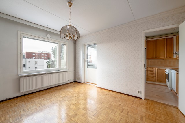 Armas Launiksen katu 11 D