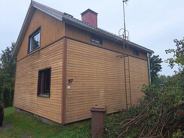 Kirvestie 27