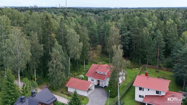 Metsäpolku 7