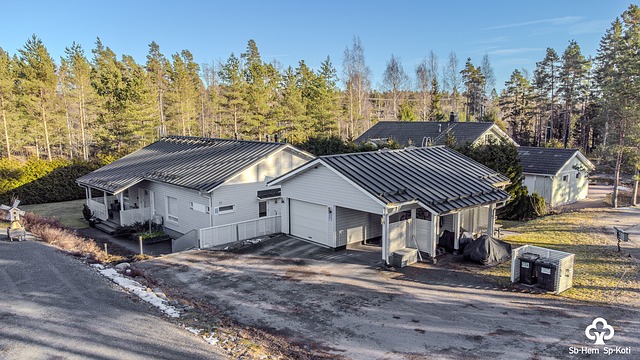 Laulujoutsenenkuja 18