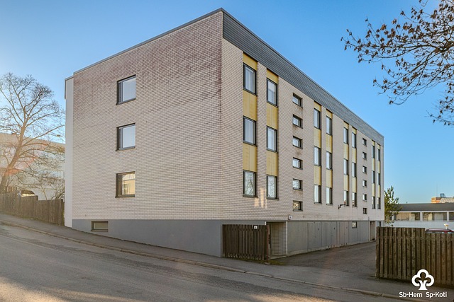 Sigfrid Aroniuksenkatu 4 B