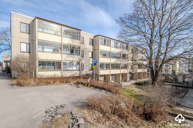 Keskuskatu 102 A