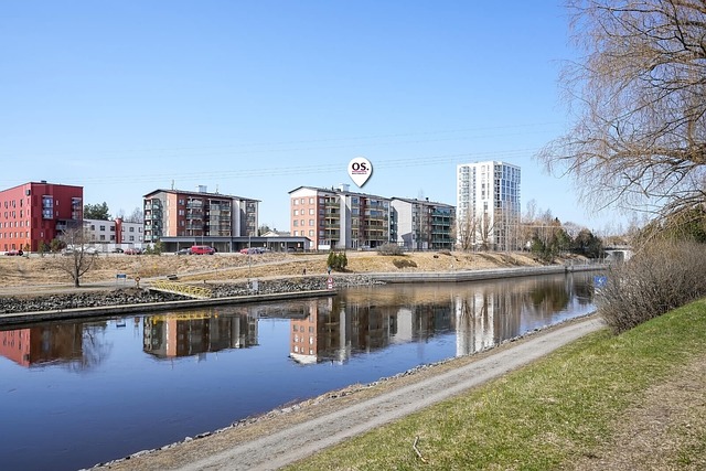 Hopeakanavankatu 13 A