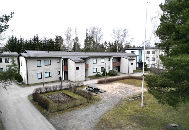 Hyökkäläntie 8 C
