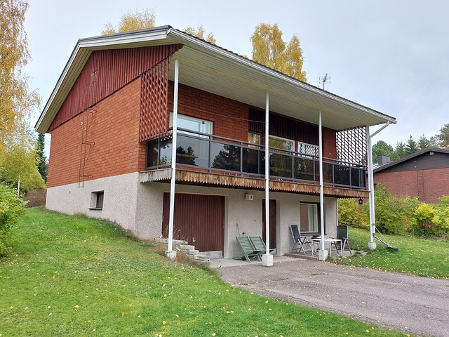 Louhenkuja 9