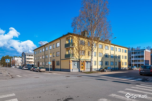 Yrjönkatu 8 C
