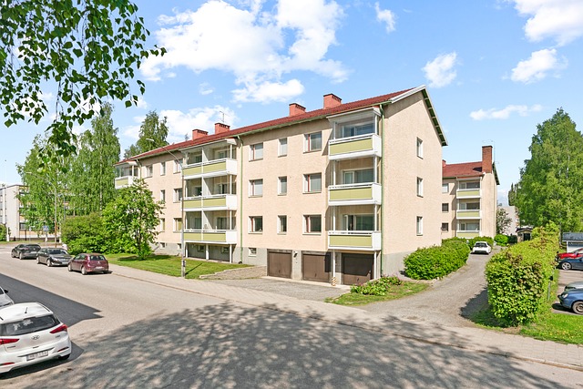 Kirkkokatu 8 B