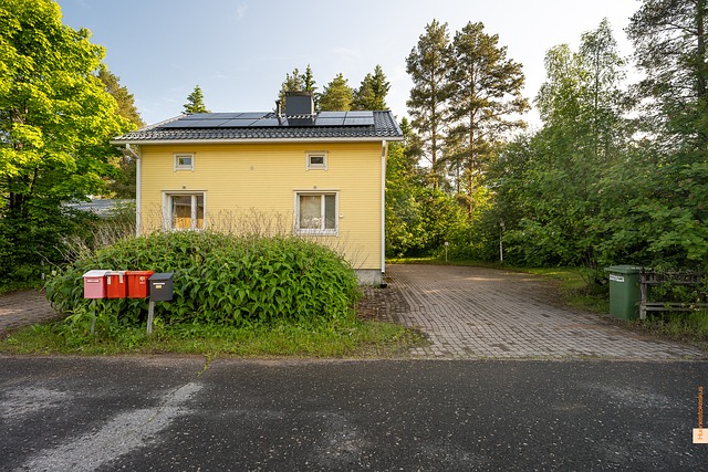 Nuutintie 13