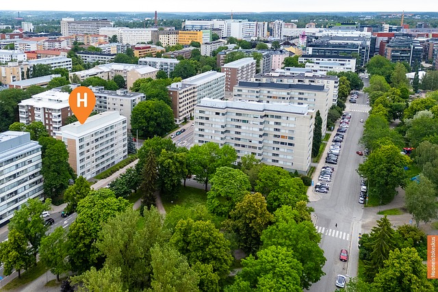 Itäinen pitkäkatu 13 B
