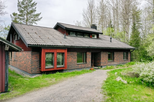 Kuutintie 21