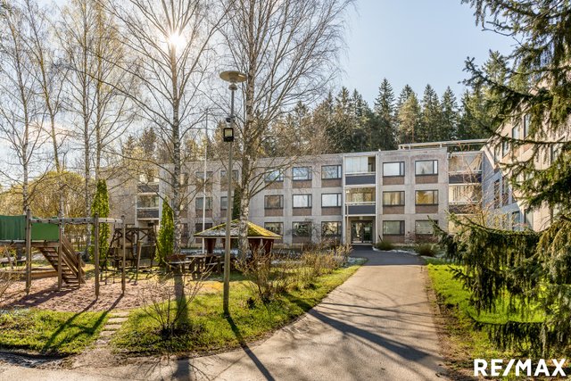 Viskaripolku 9 K