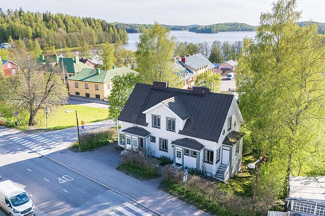 Niuhalanraitti 26
