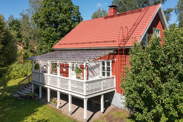 Nyhkäläntie 24