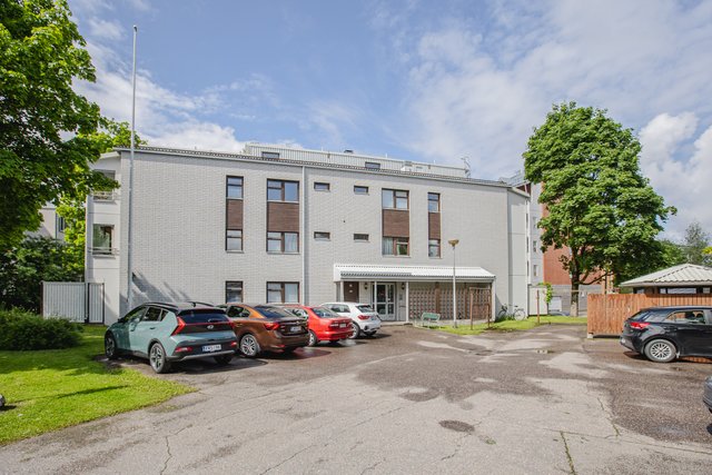 Kiviharjunkatu 14 A