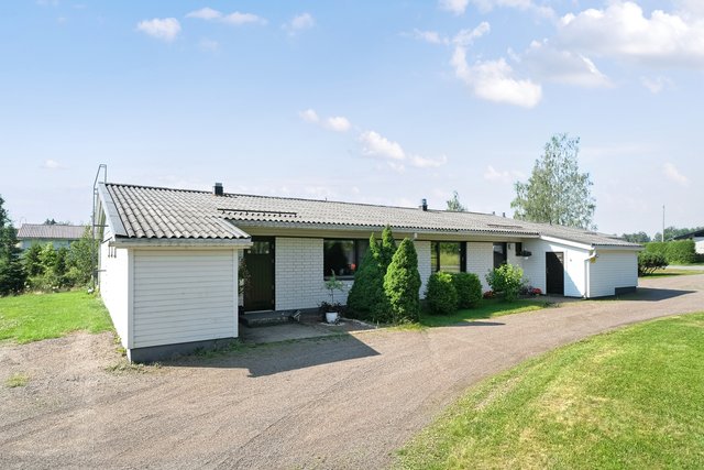 Rättärintie 24