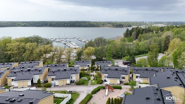 Laurinlahdenkuja 1
