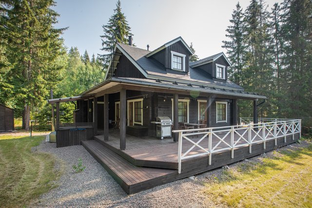 Petäjäkuja 1