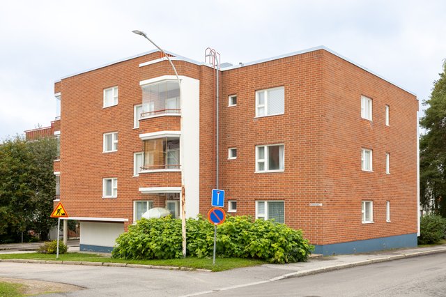 Kirkkokatu 8 A