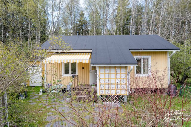 Kimalaisenpolku 10
