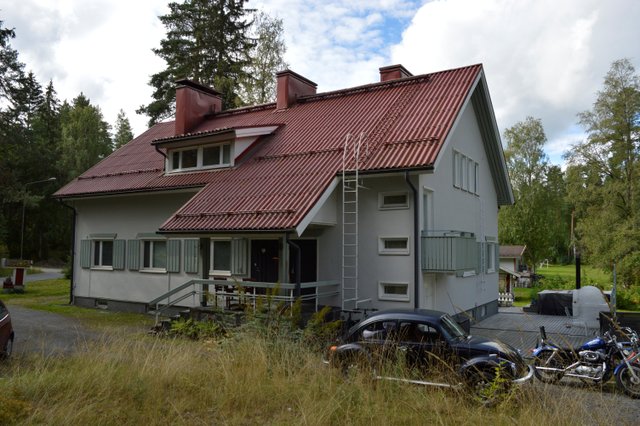 Naiskoskentie 2