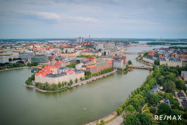 Mikonkatu 25 D
